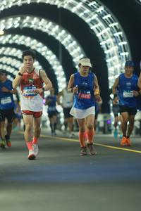 BIB: 40615, 45471
                            <button type="button" onclick="openModal(20632348)" class="btn btn-primary btn-sm float-right btn-popup" data-toggle="modal" data-target=".modal-high-quality">
                        <i class="fas fa-shopping-cart"></i> Add to Cart
                    </button>
                                            <button type="button" onclick="isThisMe(20632348, true)" class="btn btn-success btn-sm float-right btn-popup btn-isme hidden" data-toggle="tooltip" data-placement="bottom" title="นี่คือรูปของคุณใช่ไหม คลิกที่นี่เพื่อเอาเข้าอัลบั้ม">
                        <i class="fas fa-plus"></i> Add to album
                    </button>
                    <button type="button" onclick="isThisMe(20632348, false)" class="btn btn-warning btn-sm float-right btn-popup btn-isnotme hidden">
                        <i class="fas fa-ban"></i> Remove from album
                    </button>